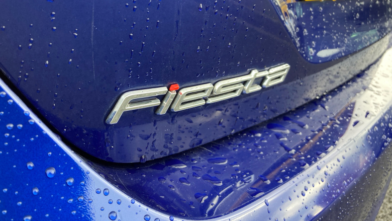 Ford Fiesta 1.1 Zetec 5dr Petrol Hatchback